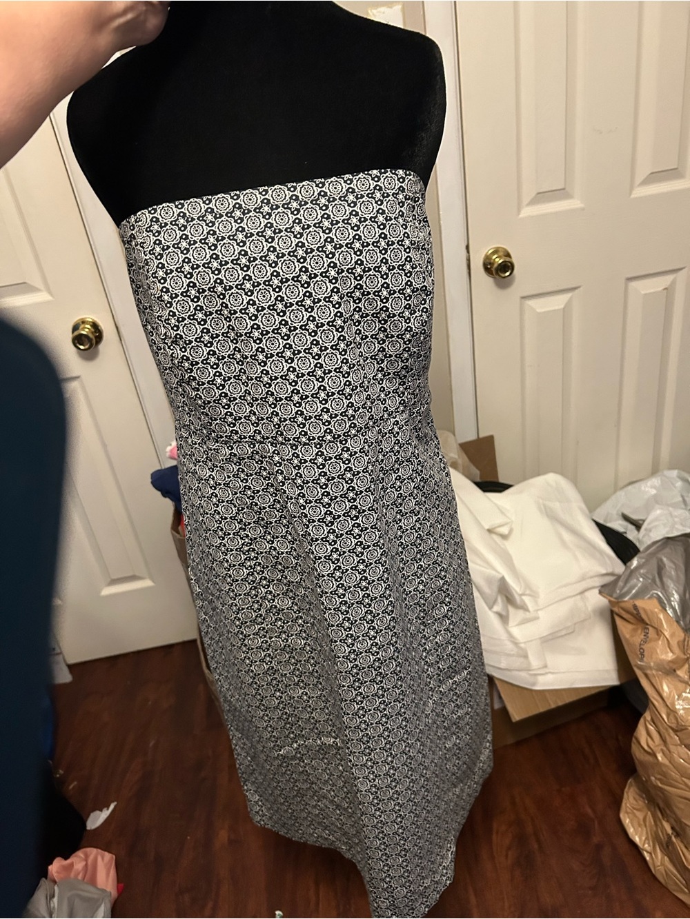 GAP Black & White Strapless Printed Maxi Dress